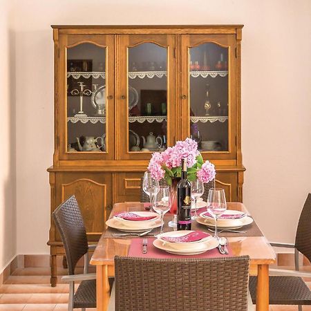 Nice Apartment In Tucepi With Wifi Exterior photo